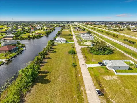 407 NW 31st Place Cape Coral FL 33993