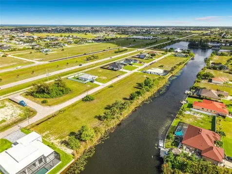 407 NW 31st Place Cape Coral FL 33993