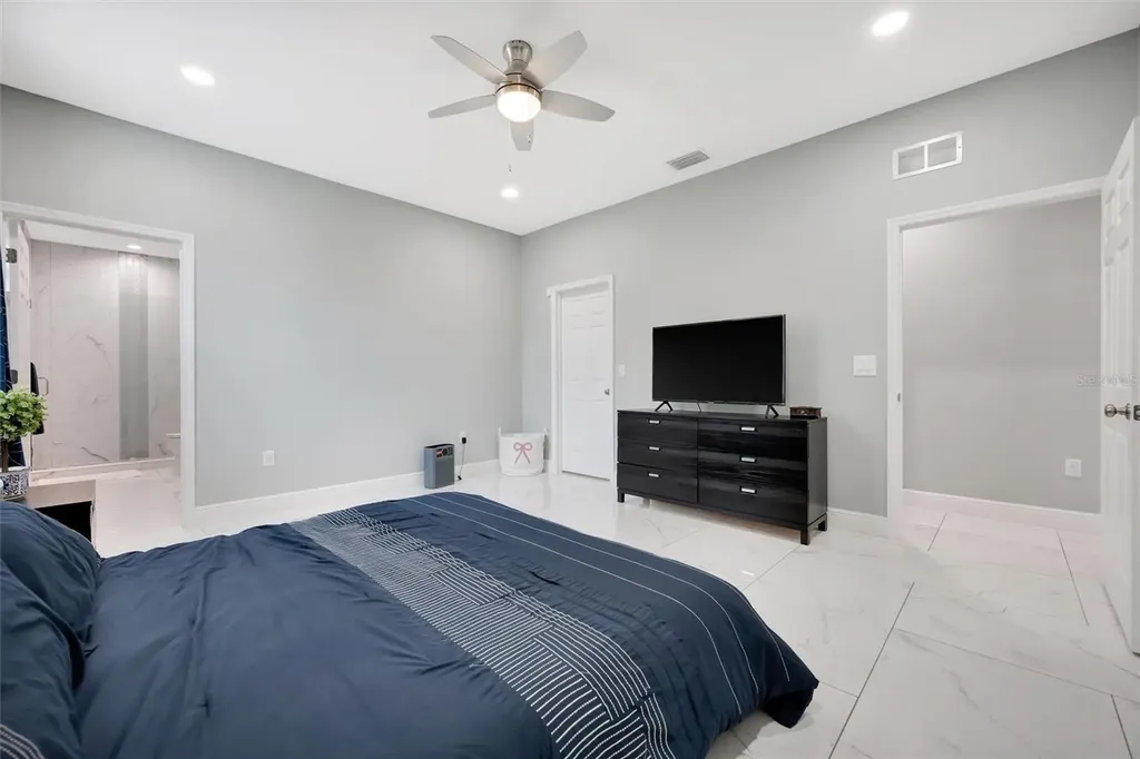 4929 20th Street Court E Bradenton FL 34203