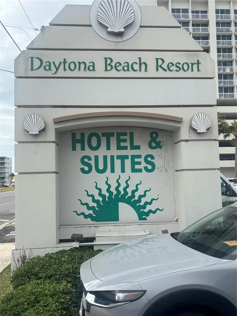 2700 N Atlantic Avenue Daytona Beach FL 32118