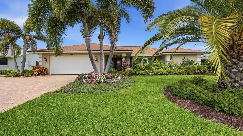 1929 Pebble Beach Court Venice FL 34293