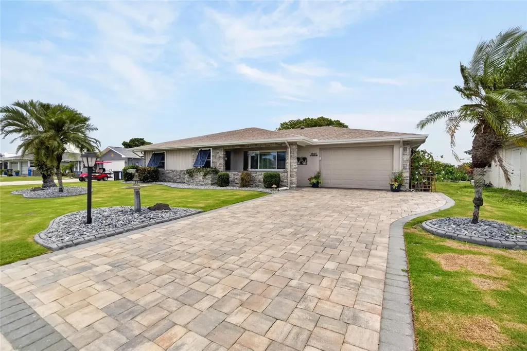 1503 Fort Duquesna Drive Sun City Center FL 33573