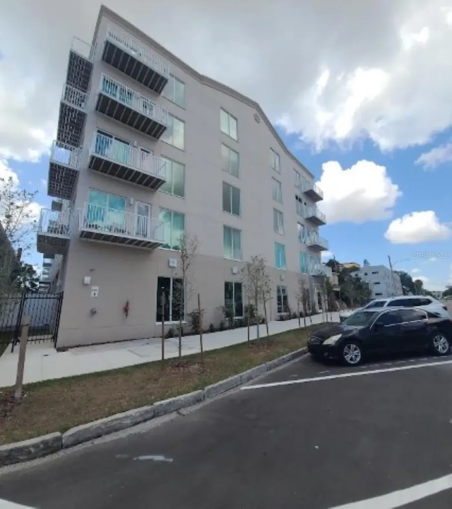 644 3rd Avenue S St Petersburg FL 33701