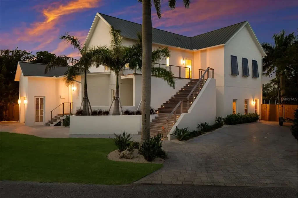 511 59th Street Bradenton Beach FL 34217