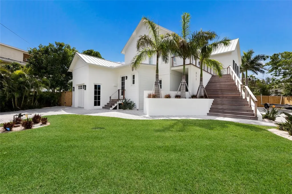 511 59th Street Bradenton Beach FL 34217