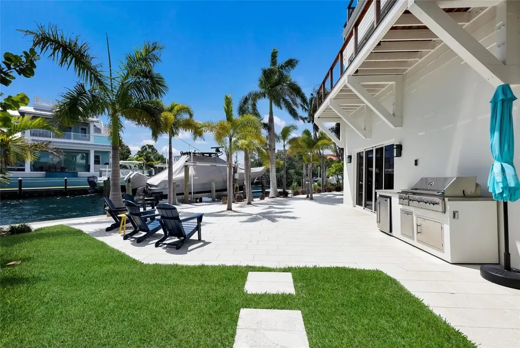 511 59th Street Bradenton Beach FL 34217