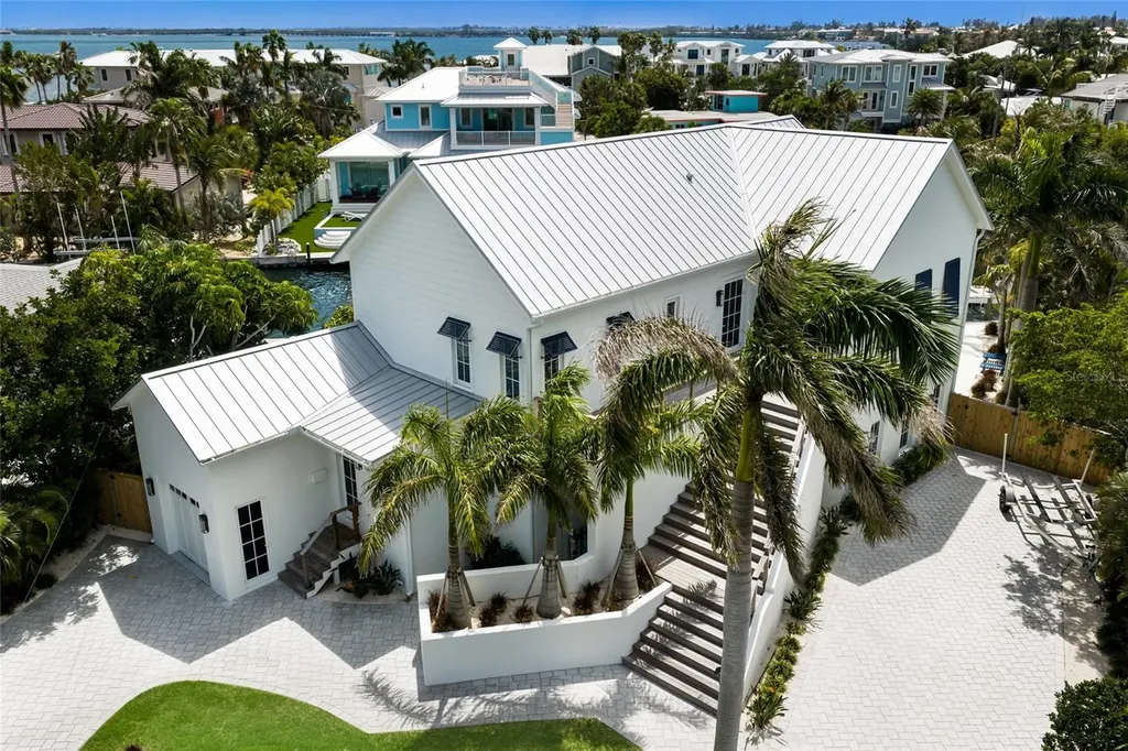 511 59th Street Bradenton Beach FL 34217