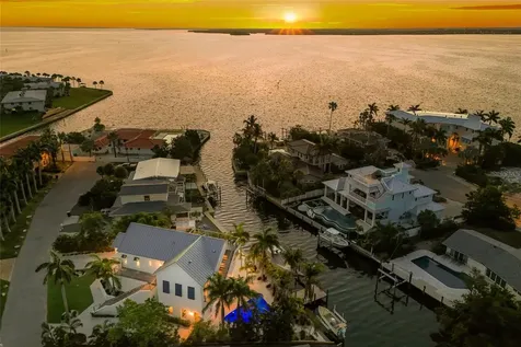 511 59th Street Bradenton Beach FL 34217