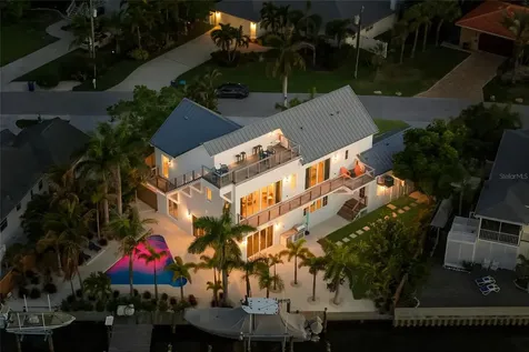 511 59th Street Bradenton Beach FL 34217