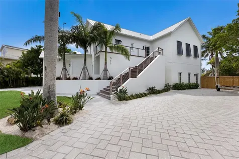 511 59th Street Bradenton Beach FL 34217