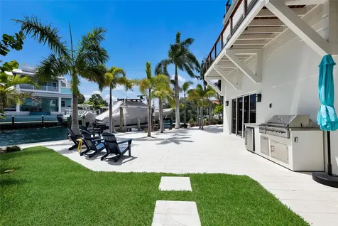 511 59th Street Bradenton Beach FL 34217