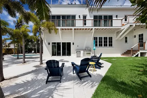 511 59th Street Bradenton Beach FL 34217