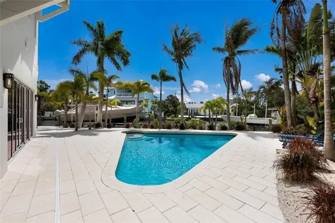 511 59th Street Bradenton Beach FL 34217