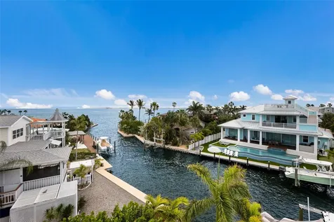 511 59th Street Bradenton Beach FL 34217