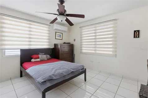 149 Yuisa St. Lomas Manati PR 00674