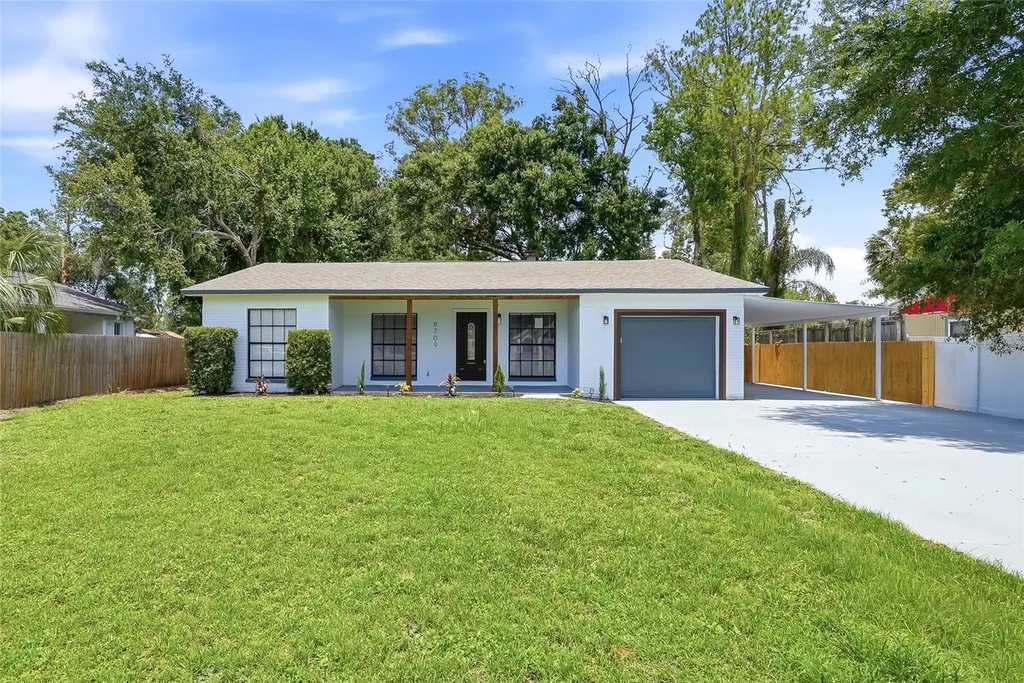 8709 Fountain Avenue Tampa FL 33615