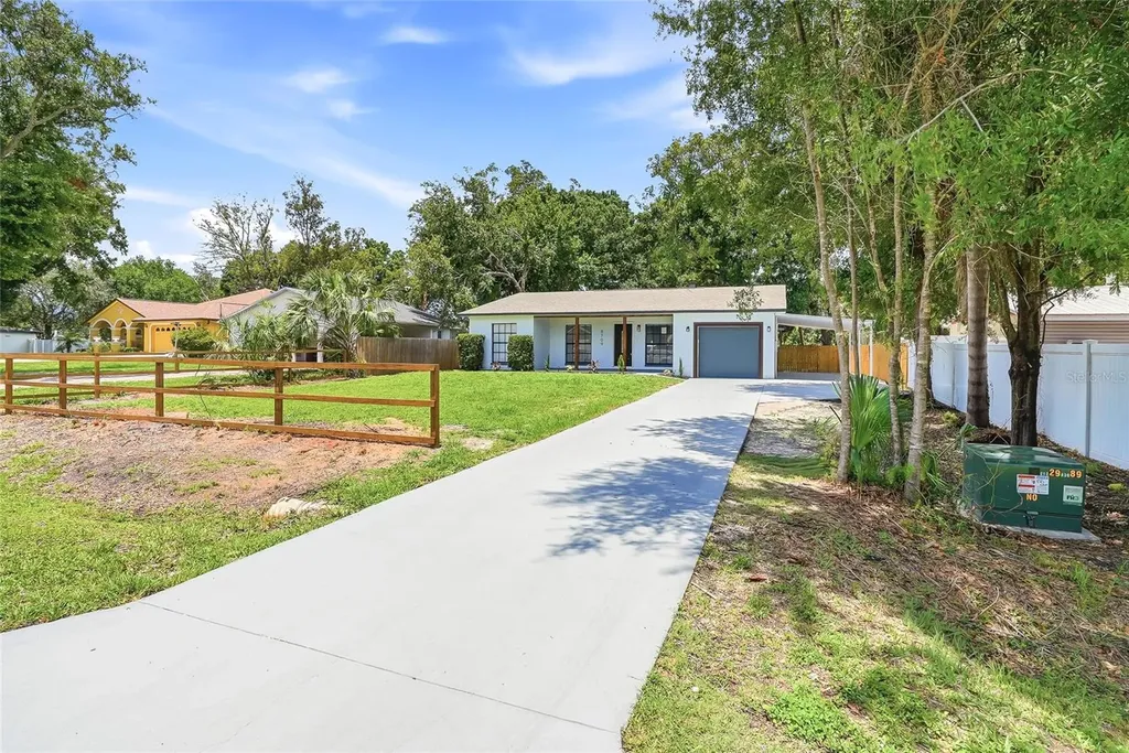 8709 Fountain Avenue Tampa FL 33615