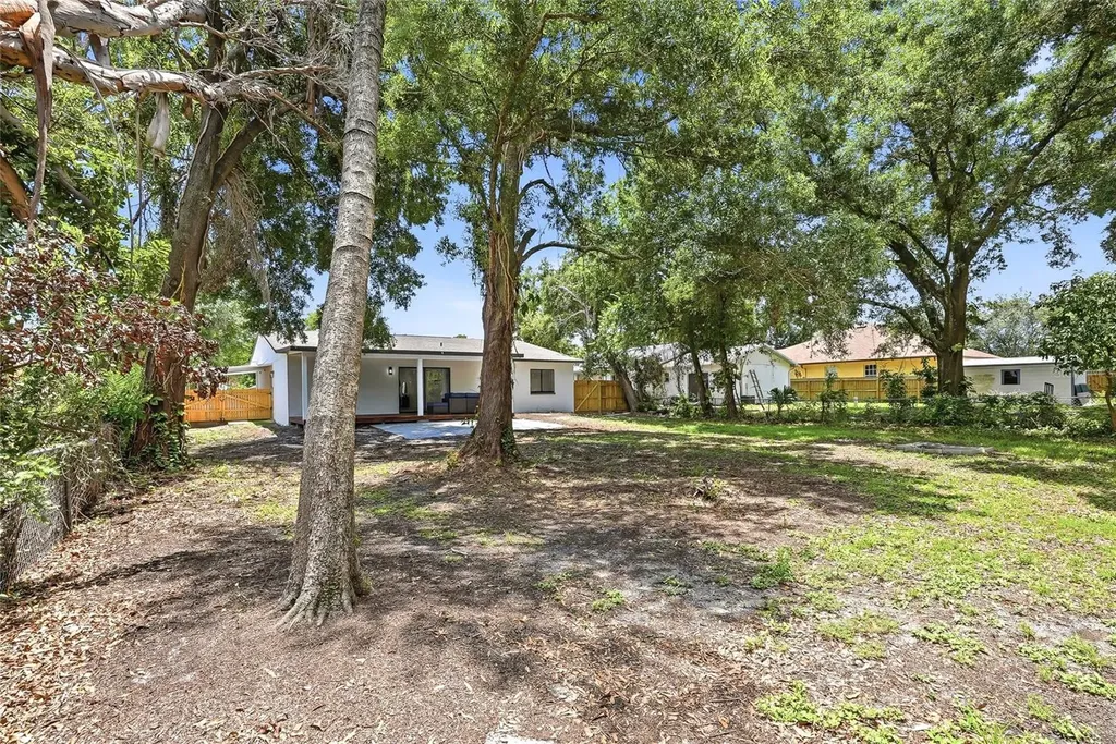 8709 Fountain Avenue Tampa FL 33615