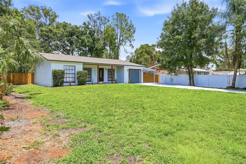 8709 Fountain Avenue Tampa FL 33615