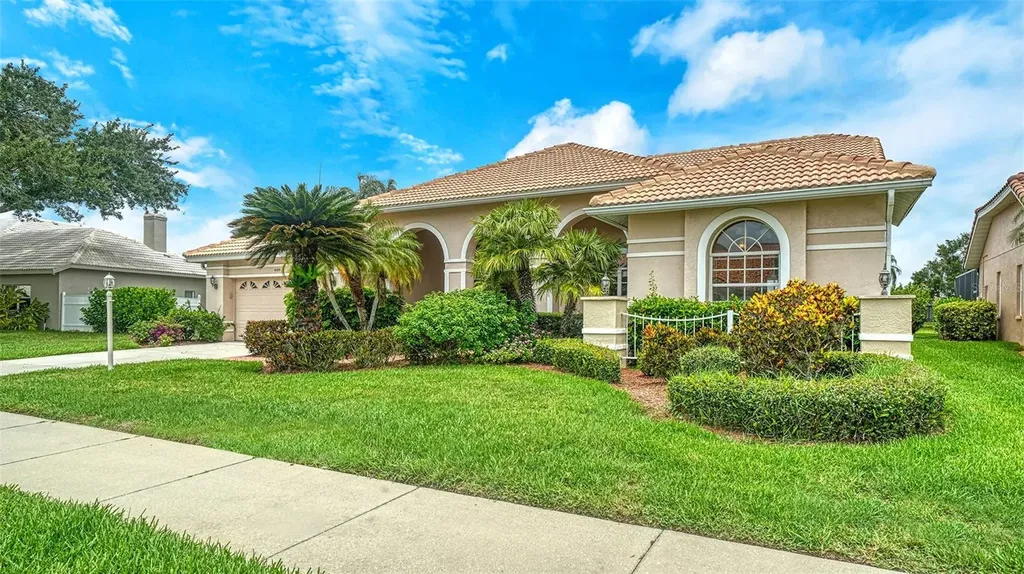4109 Via Mirada Sarasota FL 34238