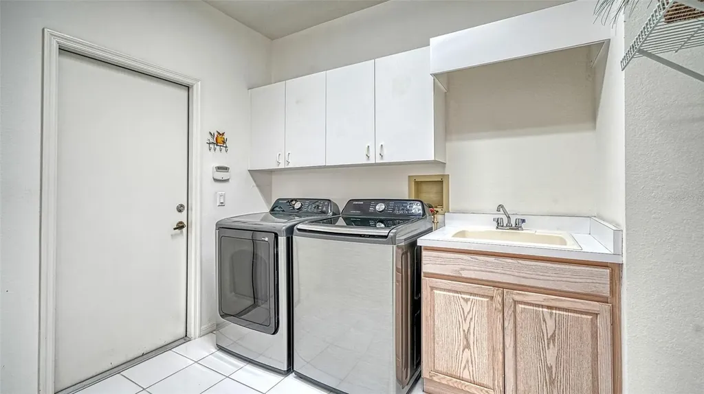 4109 Via Mirada Sarasota FL 34238