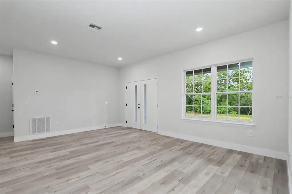 7945 N Ibsen Drive Citrus Springs FL 34433