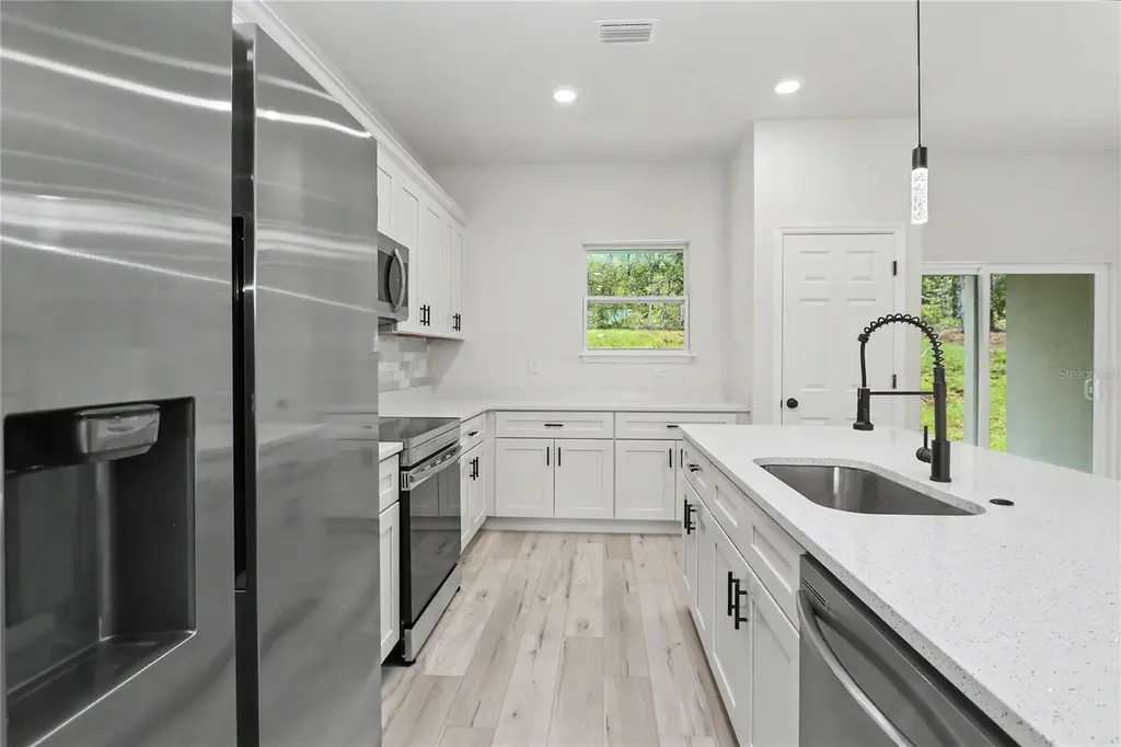 7945 N Ibsen Drive Citrus Springs FL 34433
