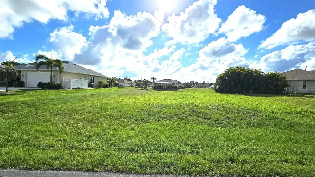 144 Long Meadow Lane Rotonda West FL 33947