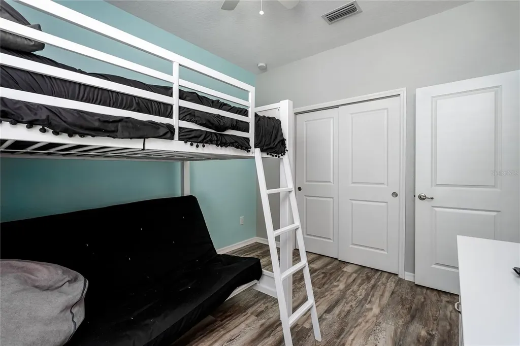 5714 Los Robles Court Palmetto FL 34221