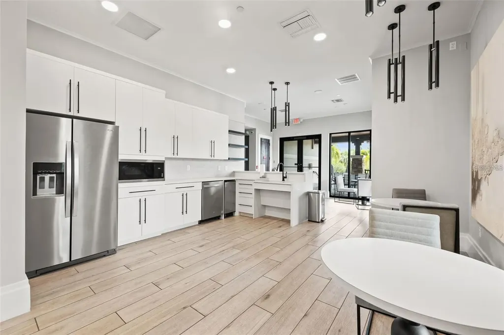 5714 Los Robles Court Palmetto FL 34221