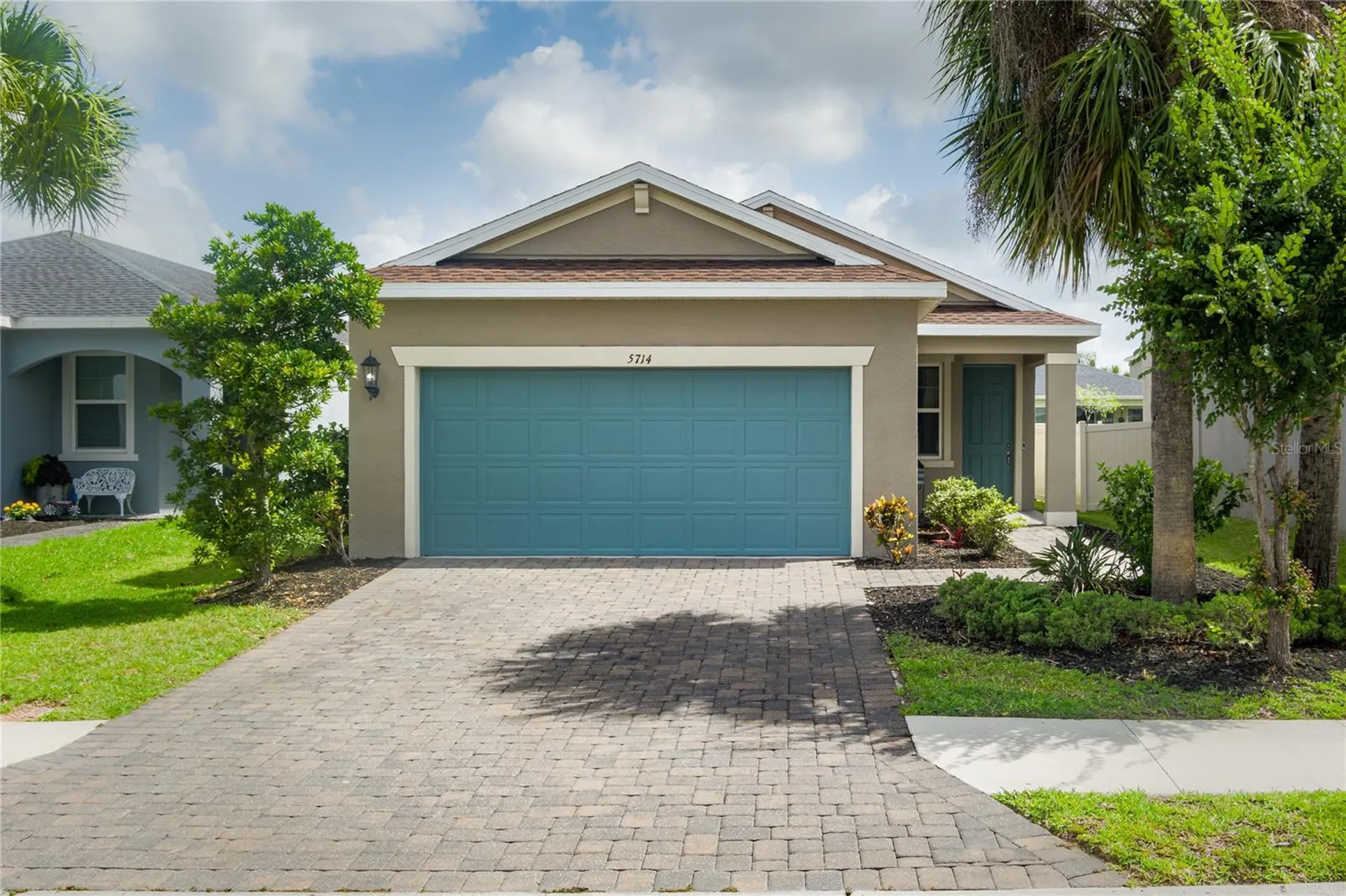 5714 Los Robles Court Palmetto FL 34221