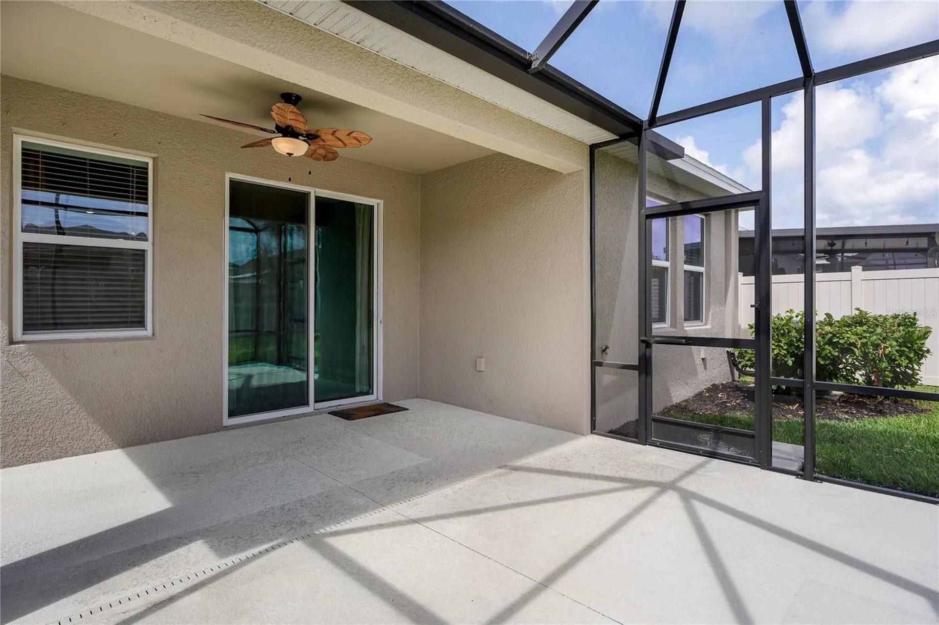 5714 Los Robles Court Palmetto FL 34221