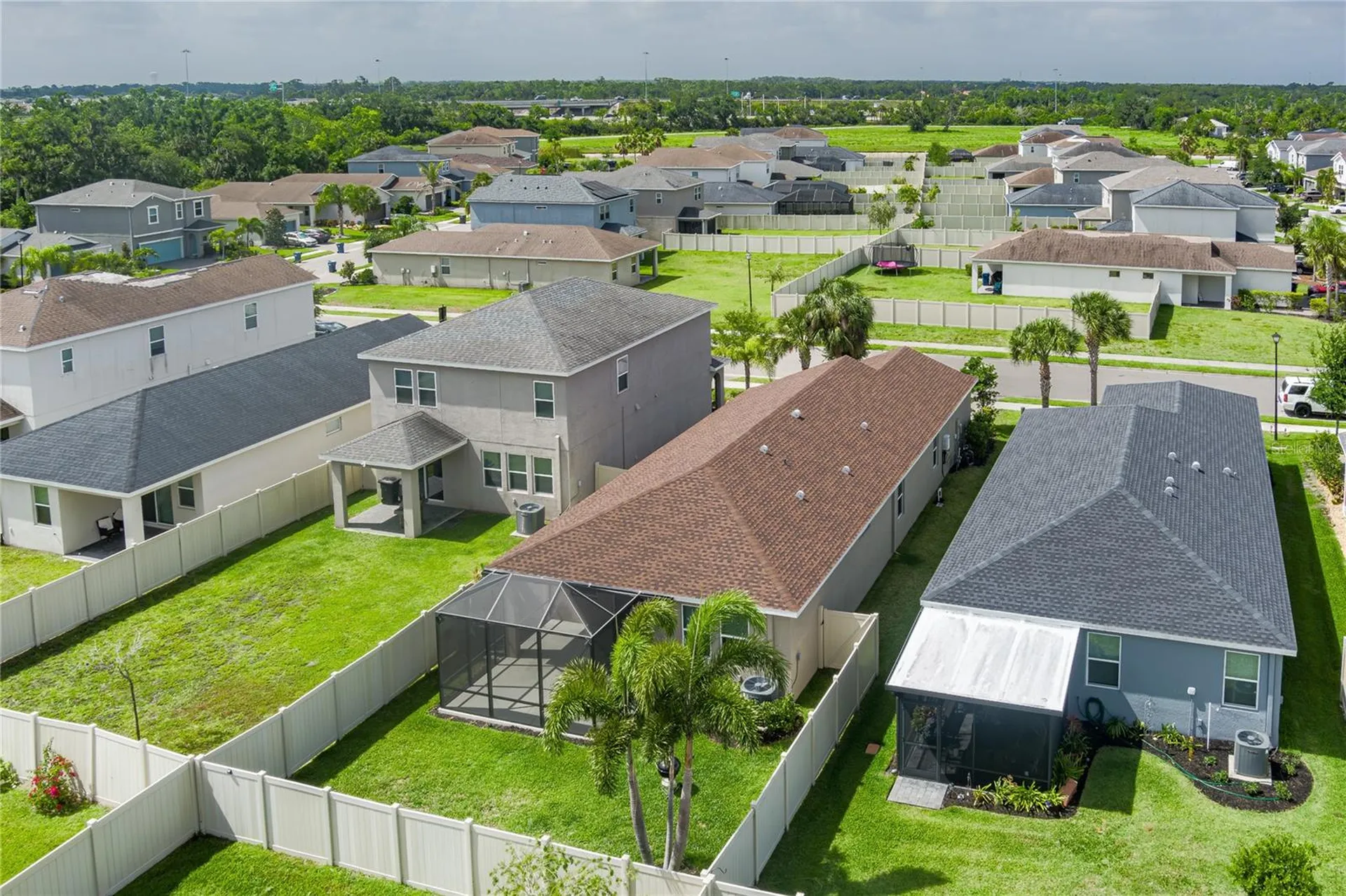 5714 Los Robles Court Palmetto FL 34221