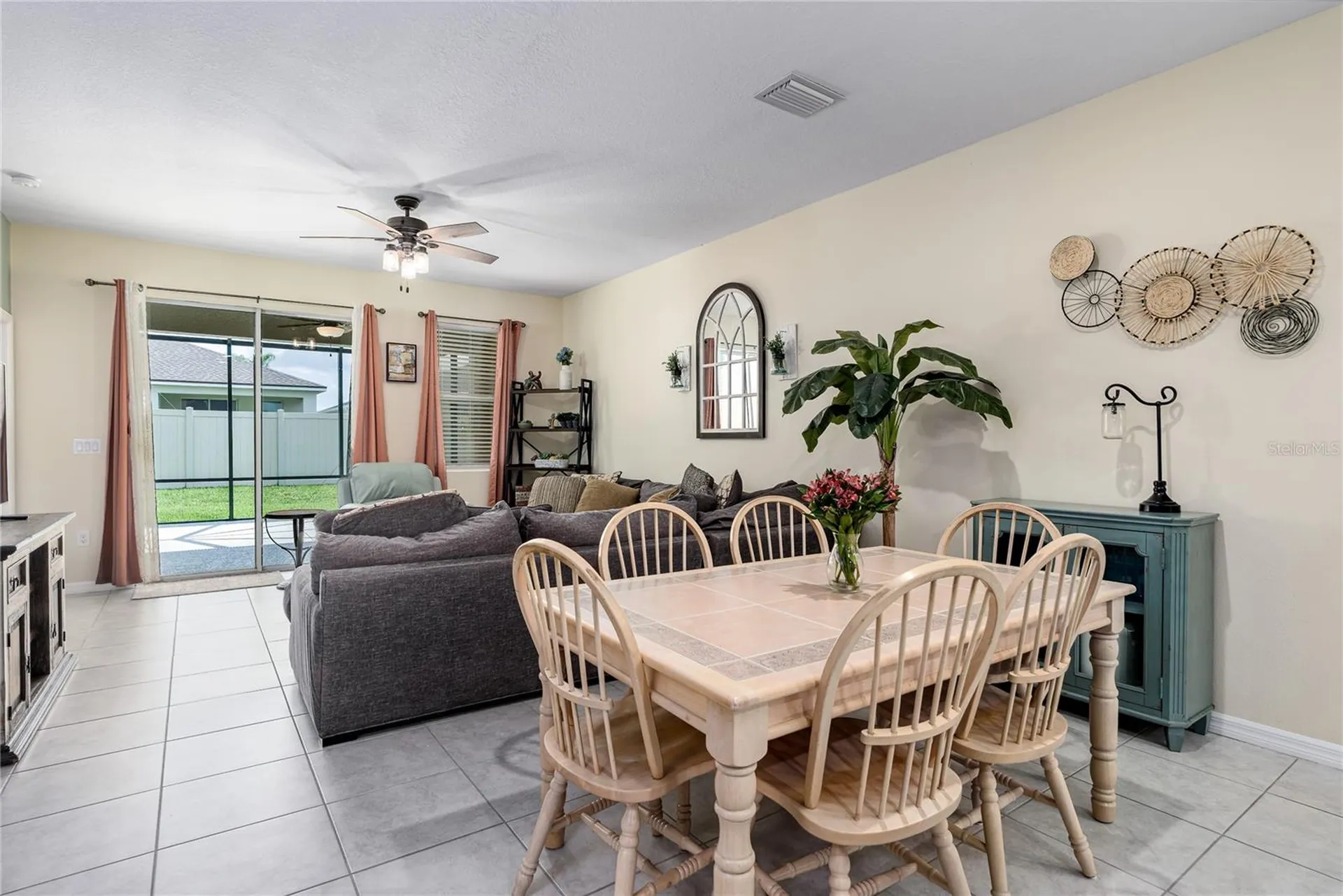 5714 Los Robles Court Palmetto FL 34221