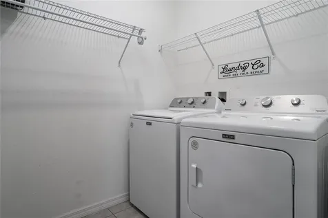 5714 Los Robles Court Palmetto FL 34221