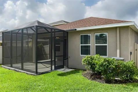 5714 Los Robles Court Palmetto FL 34221