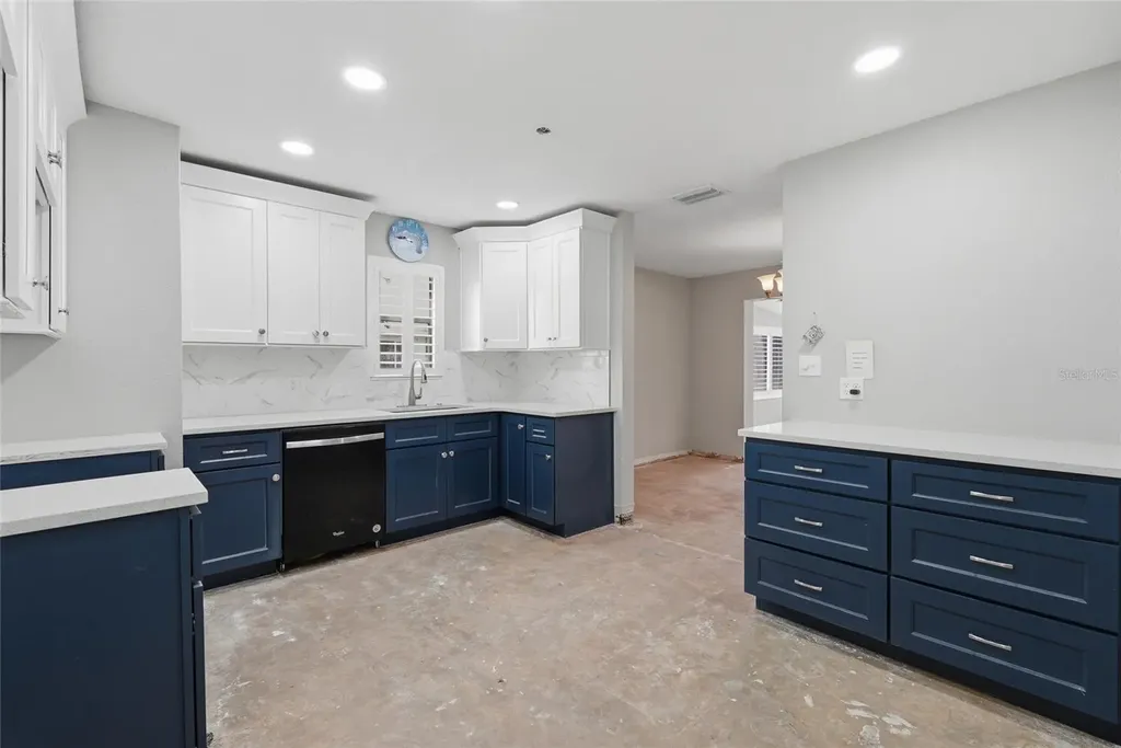 1401 SE Paradise Avenue Crystal River FL 34429