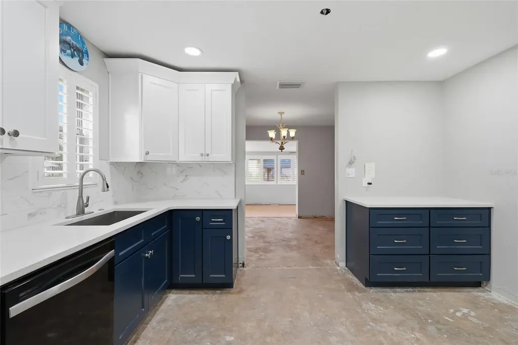 1401 SE Paradise Avenue Crystal River FL 34429