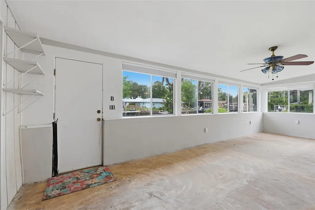 1401 SE Paradise Avenue Crystal River FL 34429