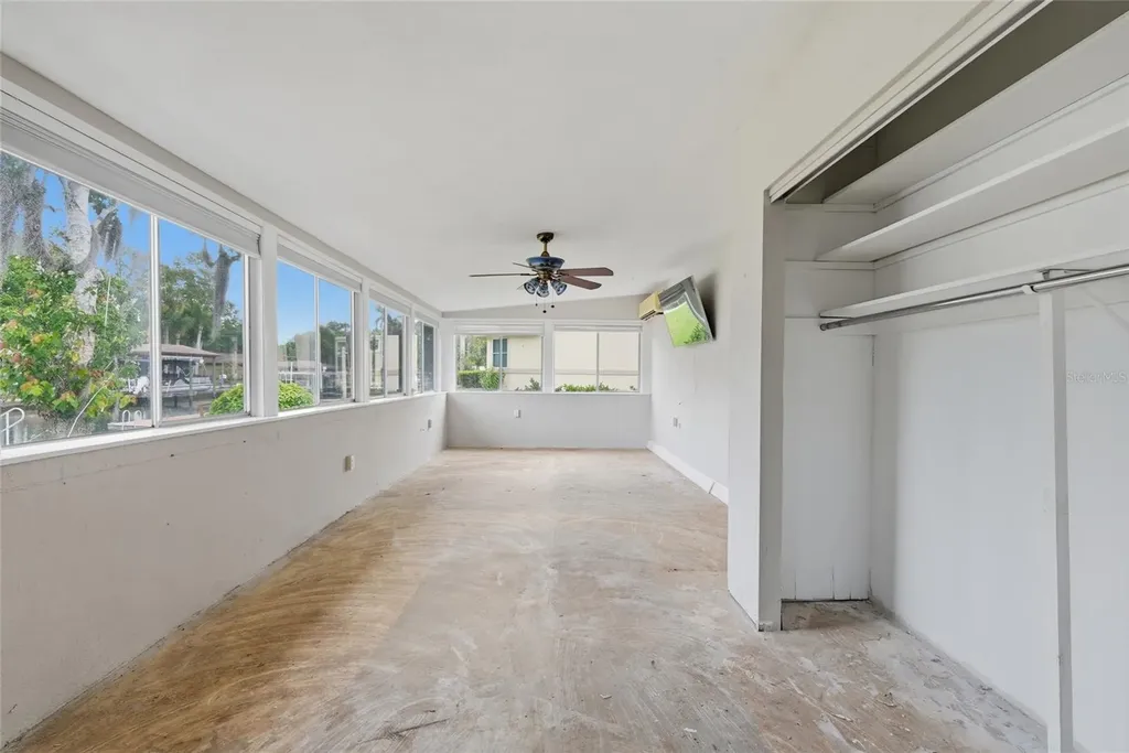 1401 SE Paradise Avenue Crystal River FL 34429