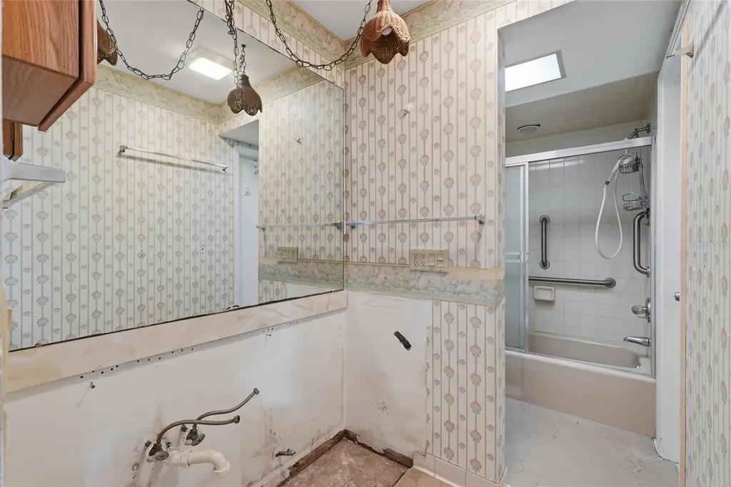 1401 SE Paradise Avenue Crystal River FL 34429