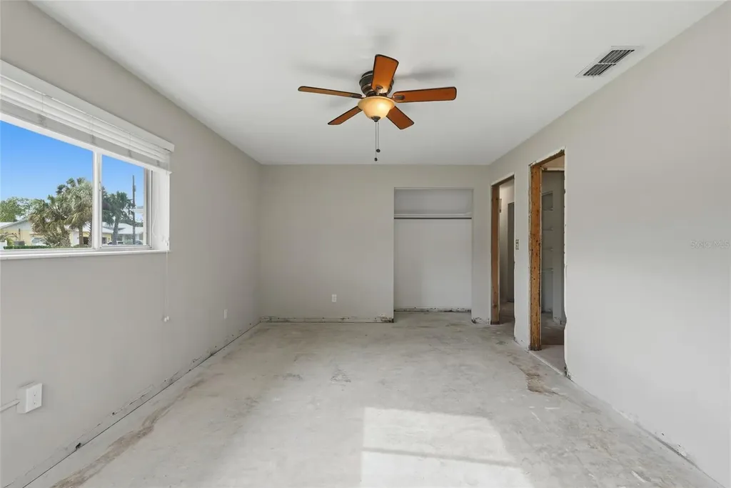 1401 SE Paradise Avenue Crystal River FL 34429