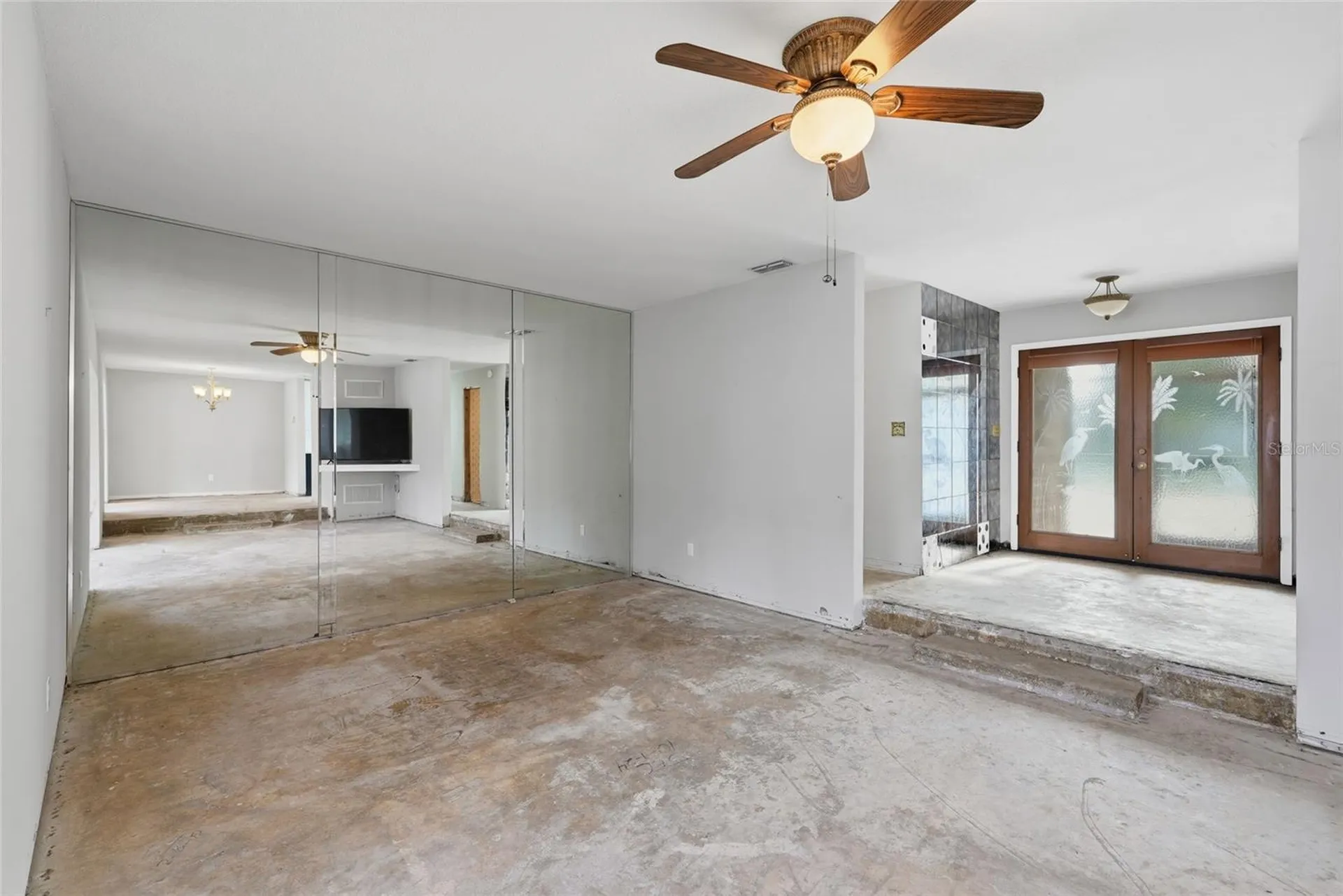 1401 SE Paradise Avenue Crystal River FL 34429