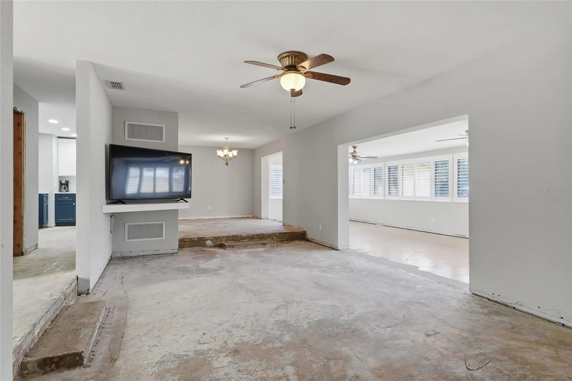 1401 SE Paradise Avenue Crystal River FL 34429