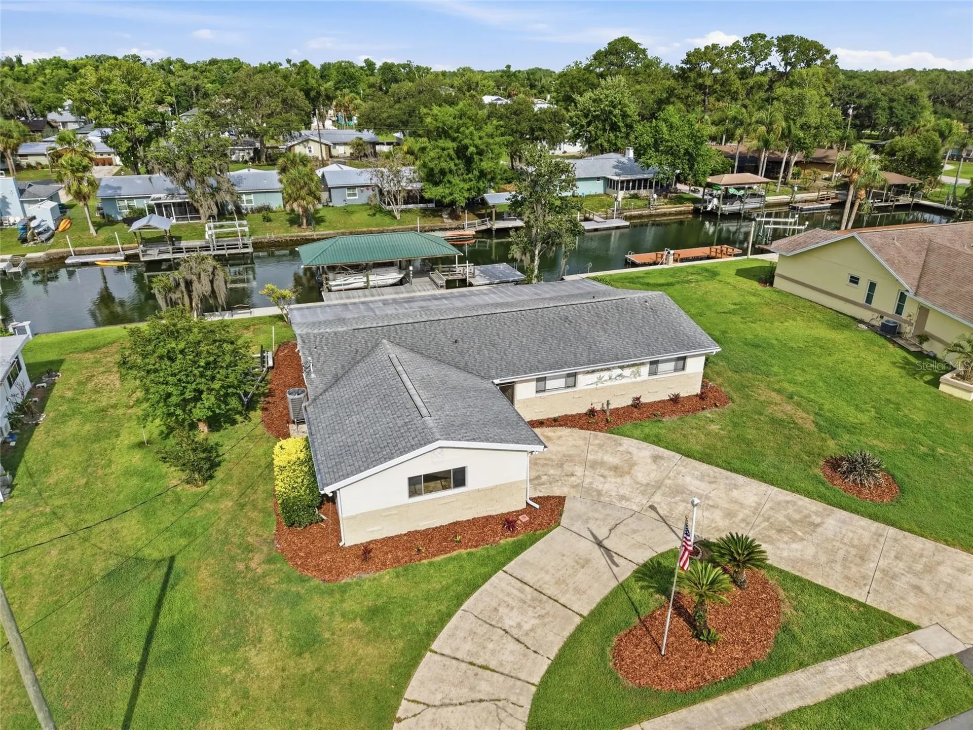 1401 SE Paradise Avenue Crystal River FL 34429