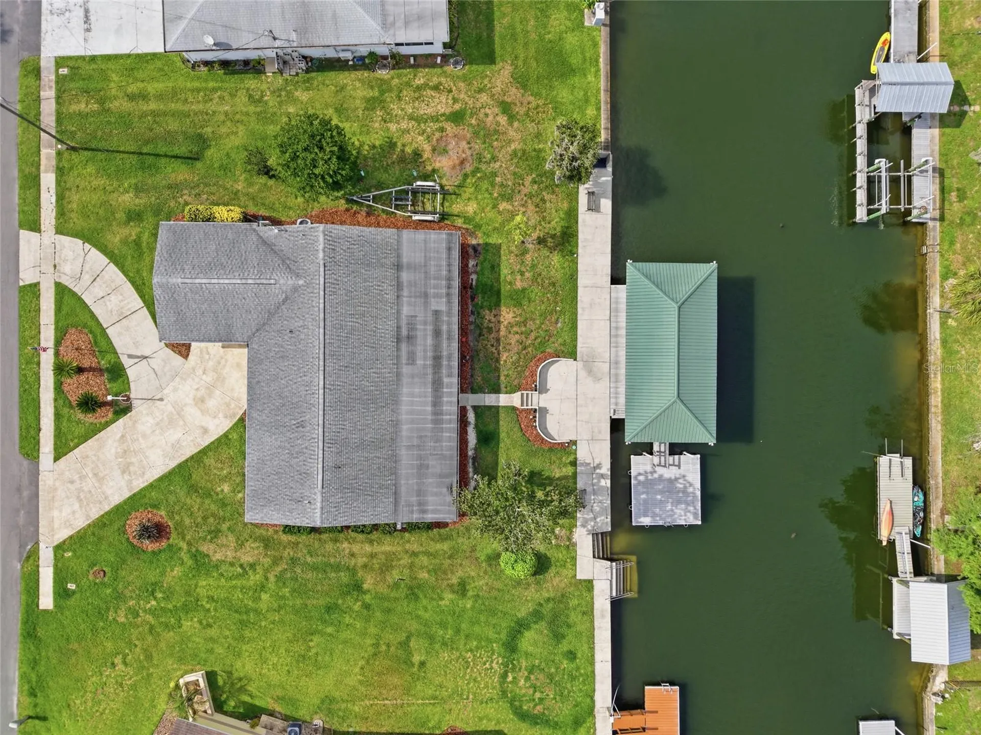 1401 SE Paradise Avenue Crystal River FL 34429