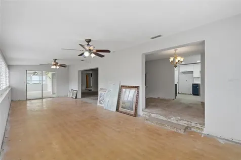 1401 SE Paradise Avenue Crystal River FL 34429