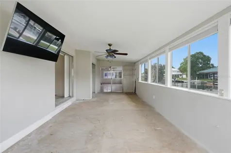 1401 SE Paradise Avenue Crystal River FL 34429