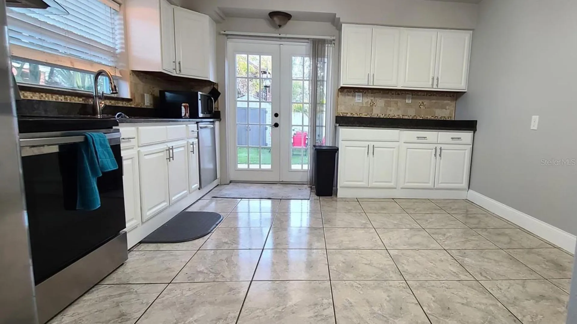 2306 W Saint Joseph Street Tampa FL 33607