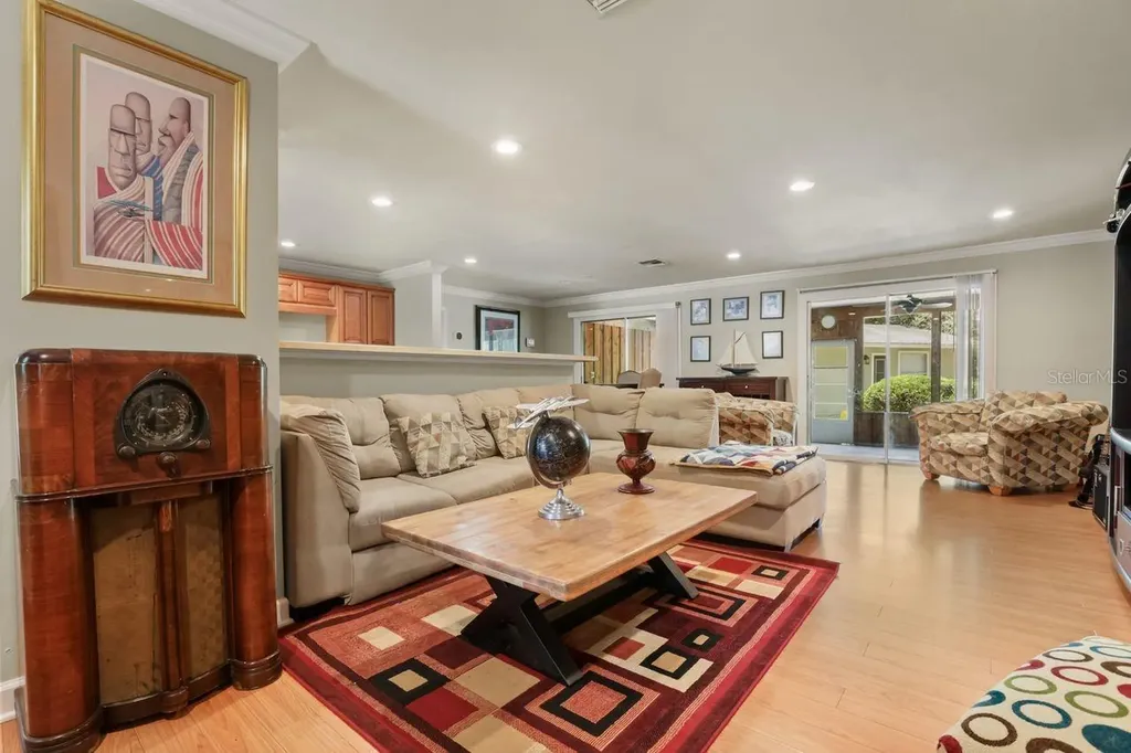 200 Crooked Oak Court Longwood FL 32779